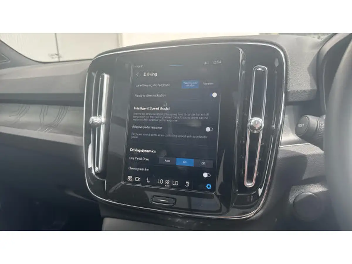 2023-volvo-xc40-e-recharge-ultimate-235bhp-big-33