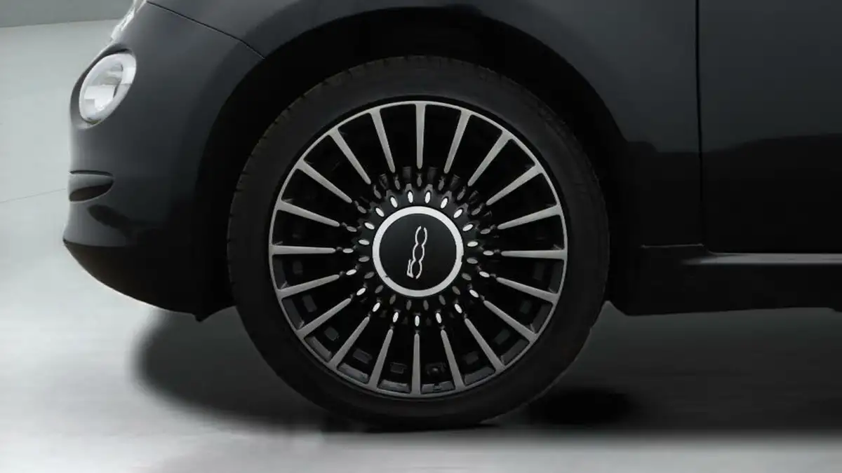 2020-fiat-500-10-launch-edition-big-18