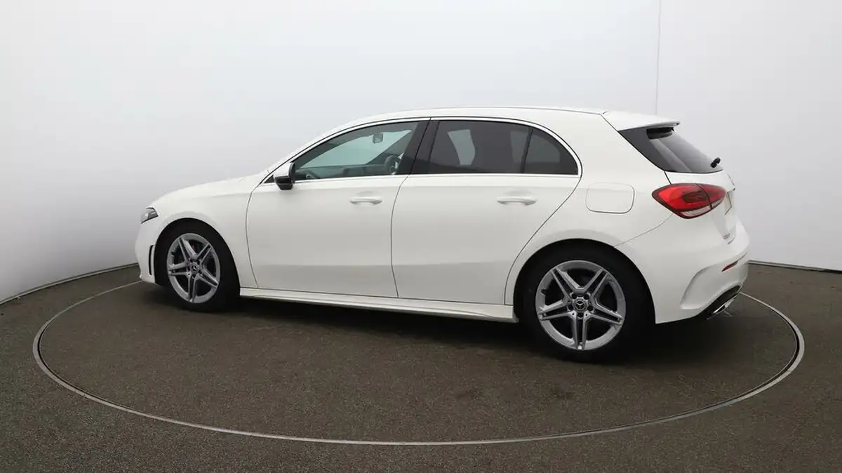 2020-mercedes-benz-a-class-20d-a220d-amg-line-hatchback-5d-big-38