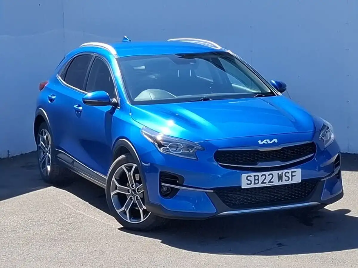 2022-kia-xceed-10-t-gdi-connect-big-0
