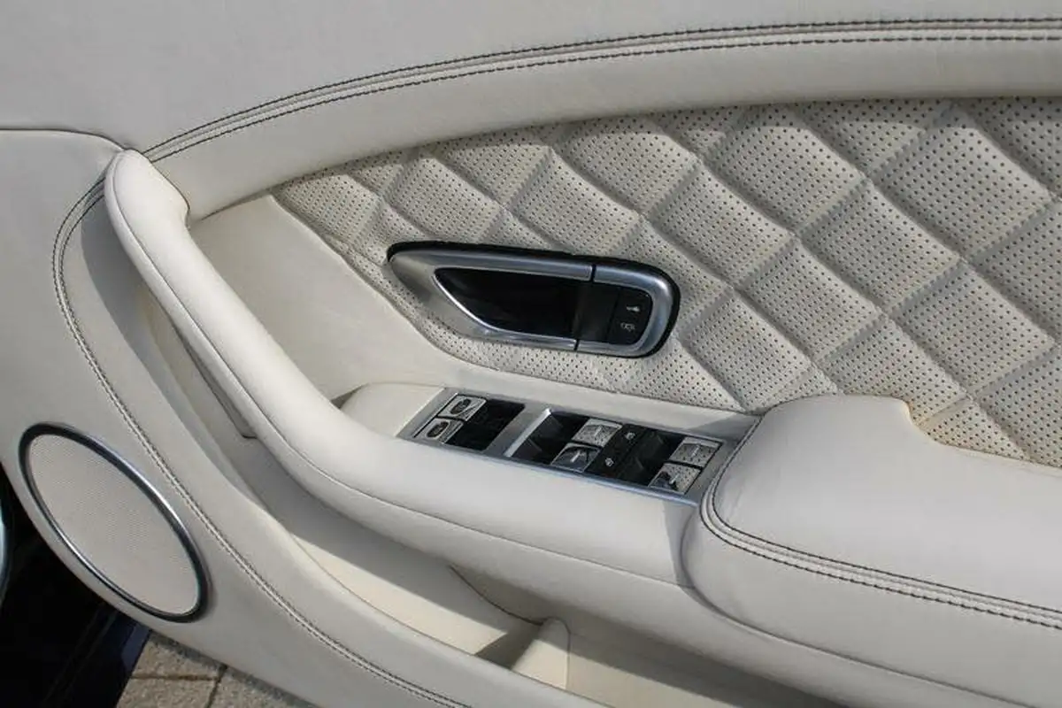 2015-bentley-continental-60-gt-speed-convertible-big-33