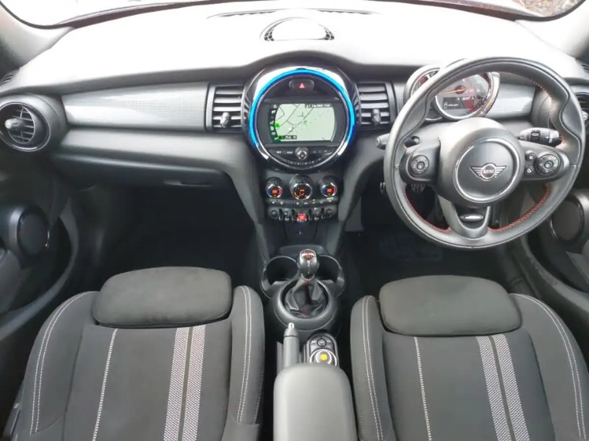 2019-mini-cooper-15-cooper-sport-hatchback-5d-big-2