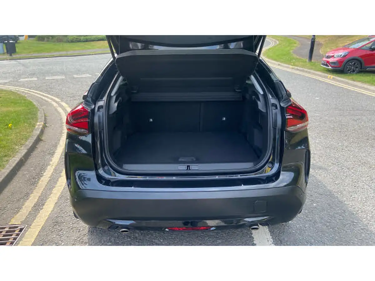 2021-citroen-c4-12-puretech-shine-130ps-big-3