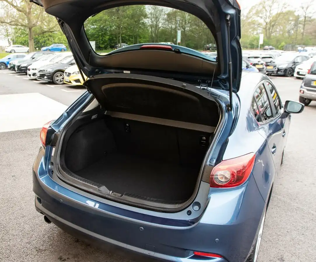 2018-mazda-mazda3-20-sport-nav-120ps-hatchback-5d-big-33