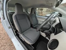 2013-volkswagen-up-10-move-up-59bhp-3d-small-7