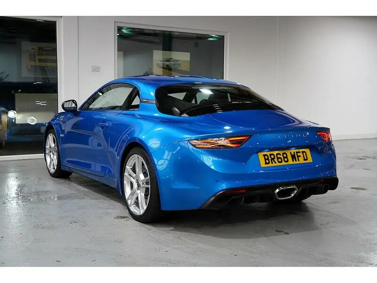 2025-alpine-a110-18-t-no-trim-big-4