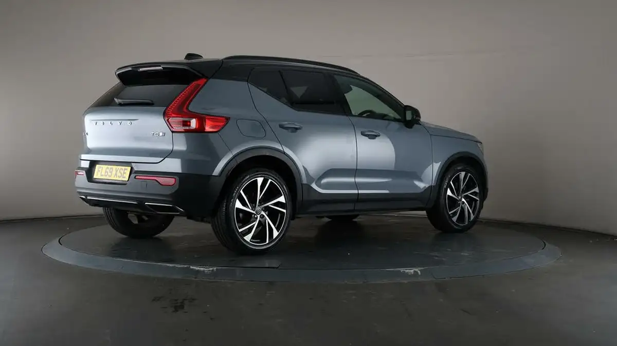 2019-volvo-xc40-20-t5-r-design-big-64
