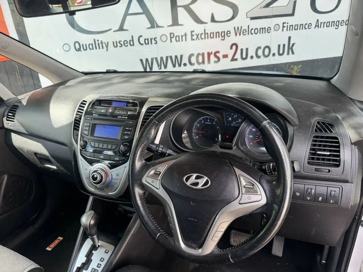 2013-hyundai-ix20-16-active-123bhp-big-6