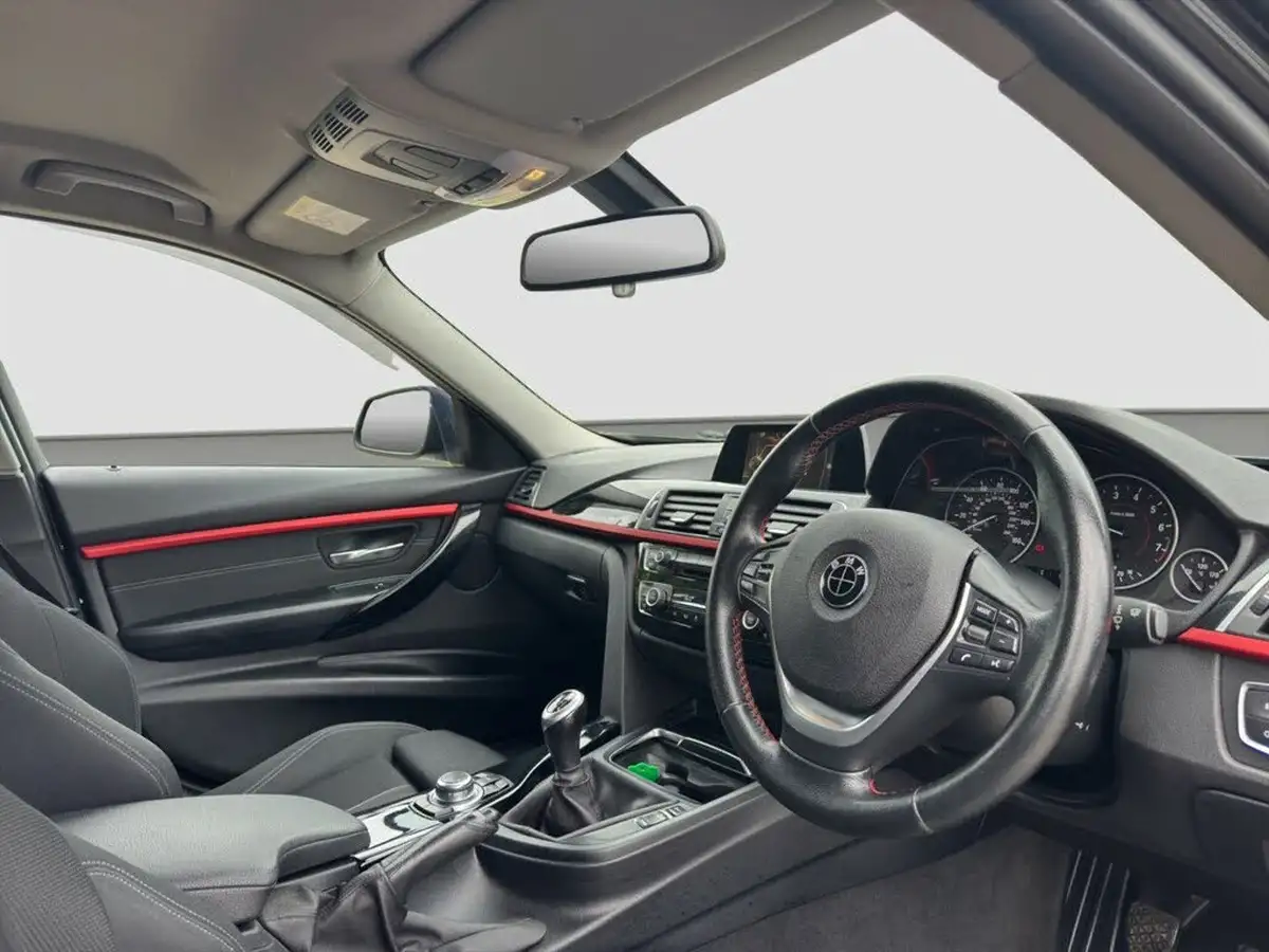 2015-bmw-3-series-15-318i-sport-saloon-4d-big-27