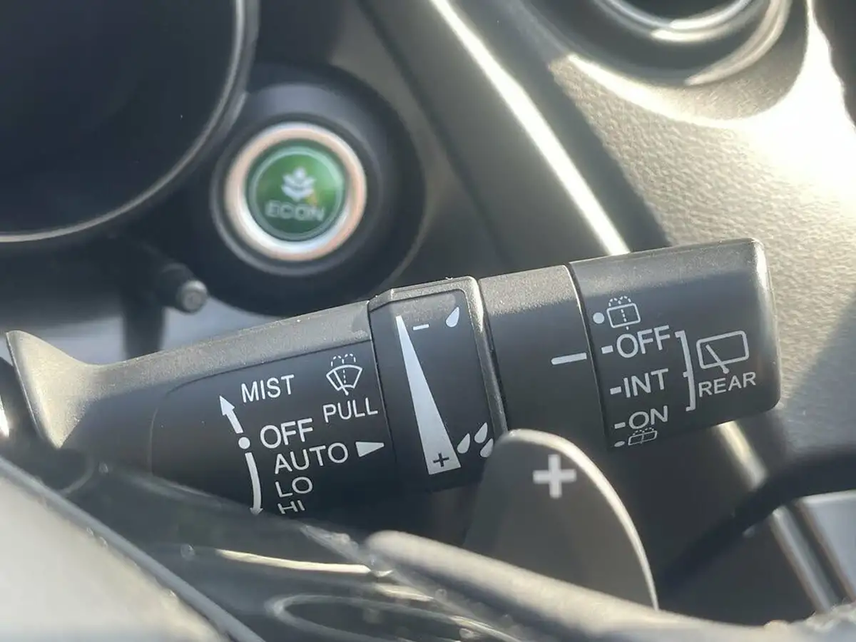 2016-honda-civic-18-ex-plus-honda-connect-with-navi-tourer-auto-big-20