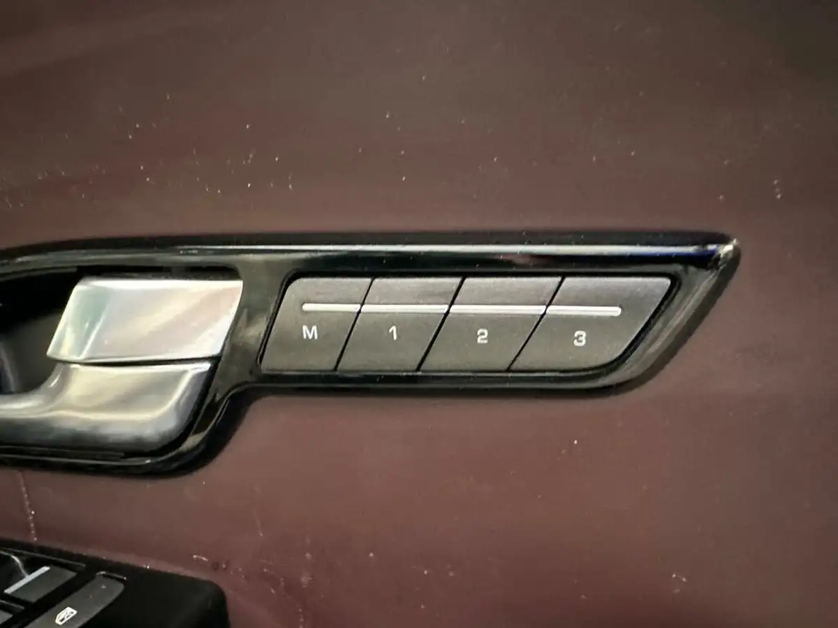 2012-land-rover-range-rover-evoque-22td-prestige-190bhp-4x4-hatchback-5d-auto-big-22