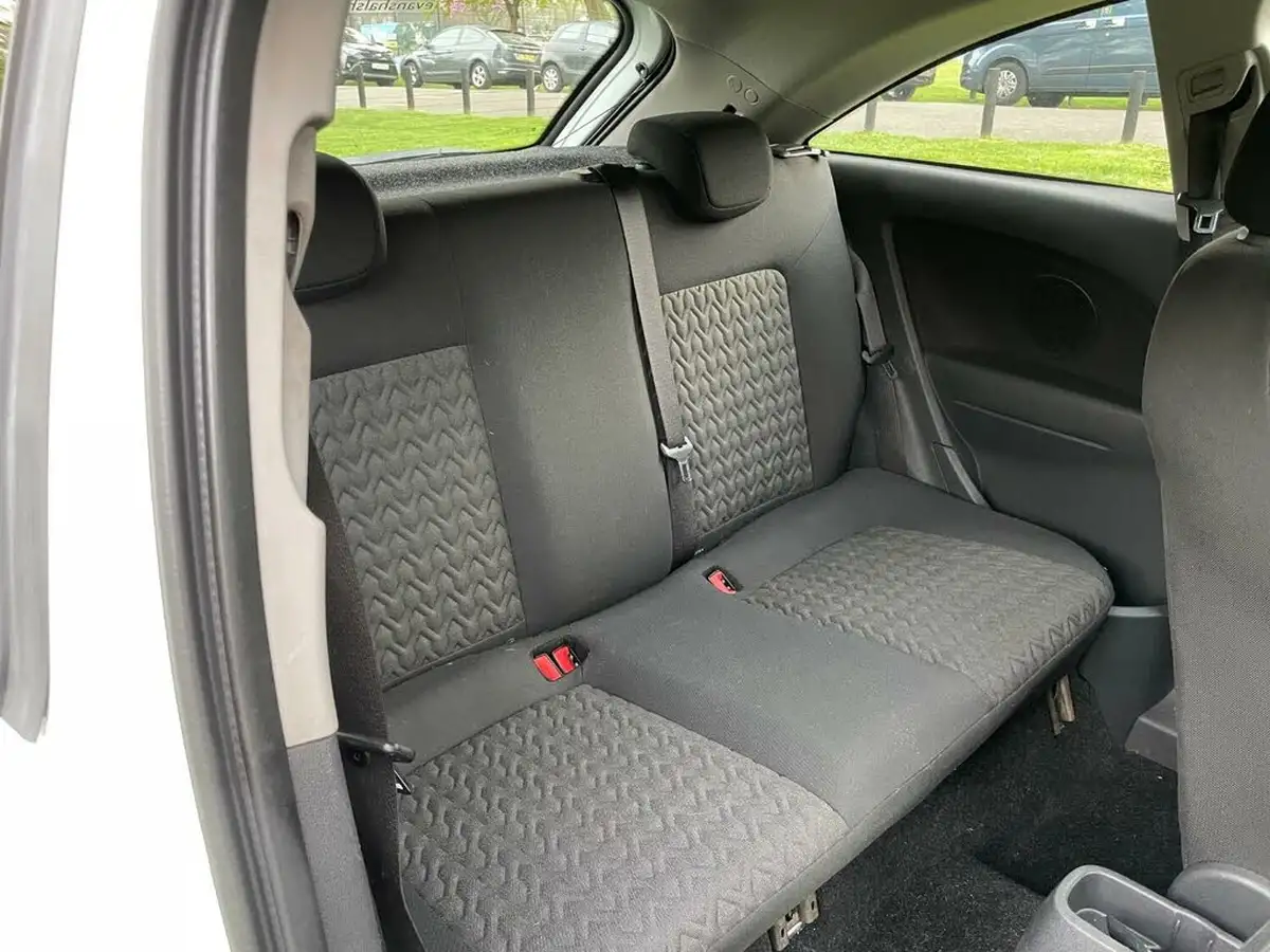 2013-vauxhall-corsa-12-energy-16v-3d-big-16