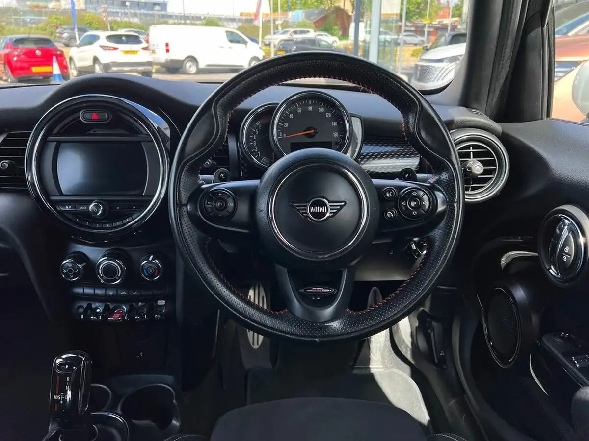 2020-mini-cooper-20-cooper-s-sport-189bhp-hatchback-5d-auto-big-16