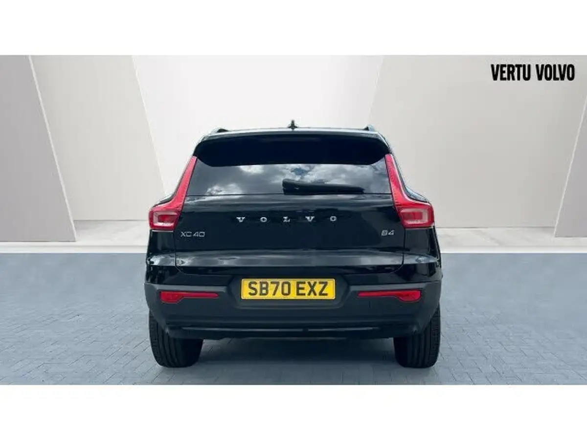 2020-volvo-xc40-20-b4-r-design-pro-big-12