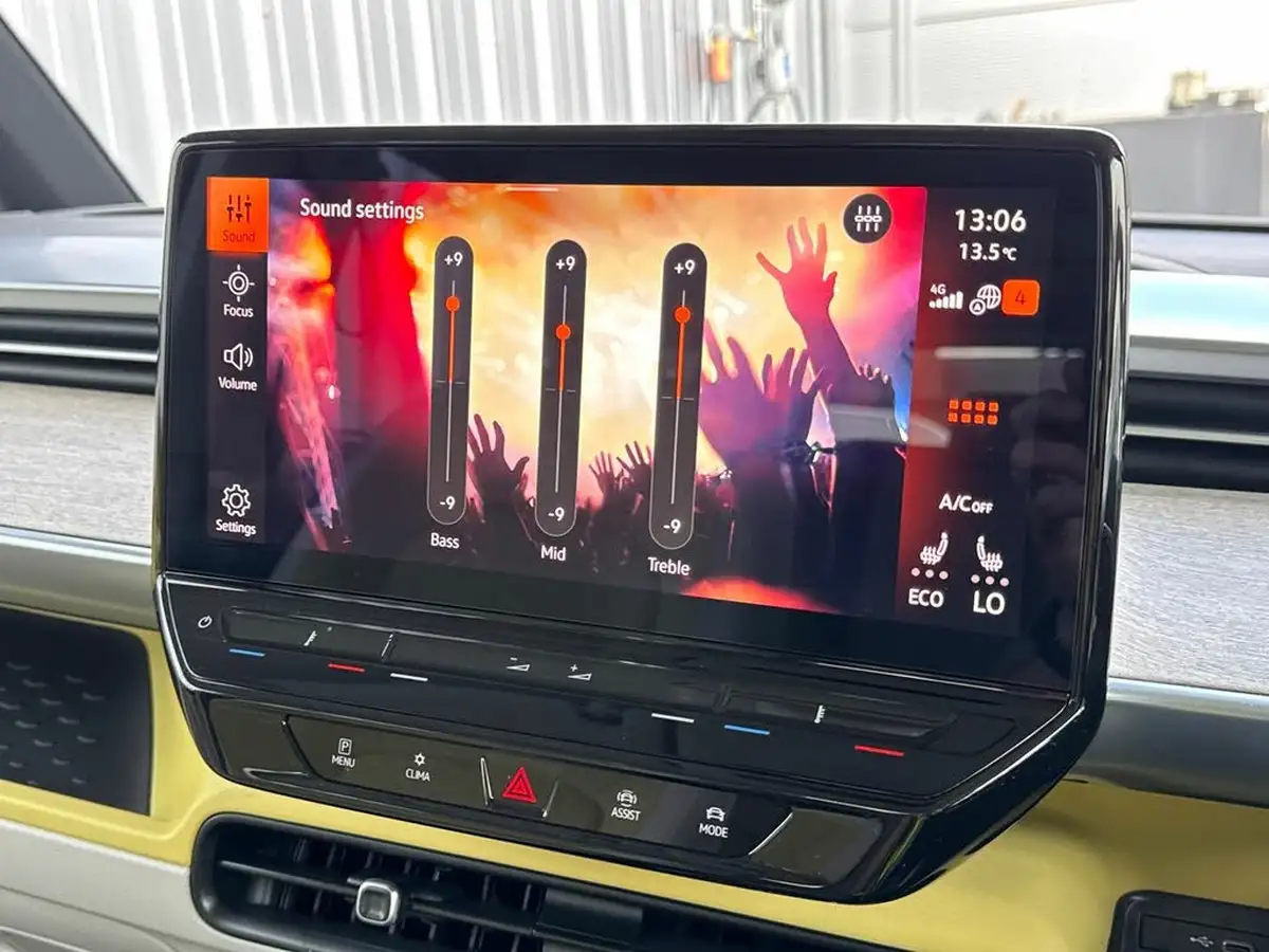 2024-volkswagen-idbuzz-e-style-standard-big-27