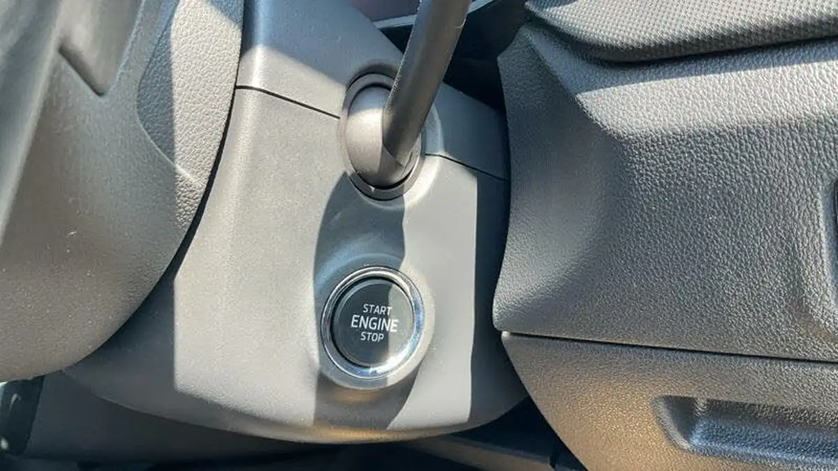 2023-skoda-fabia-10-tsi-colour-edition-110ps-big-25