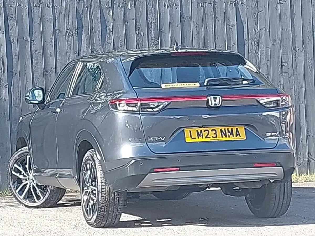 2023-honda-hr-v-15-i-mmd-elegance-big-1