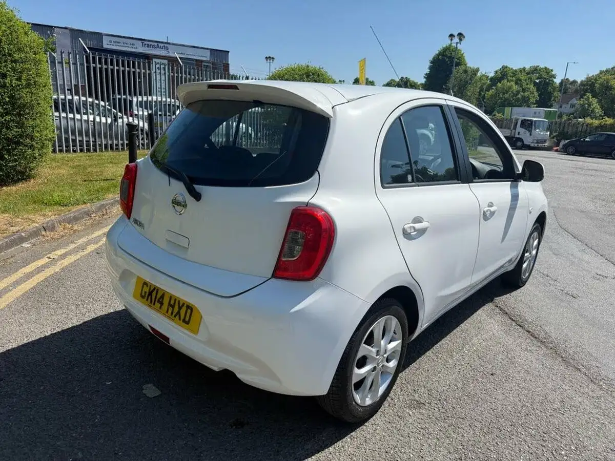 2014-nissan-micra-12-acenta-80ps-cvt-big-16