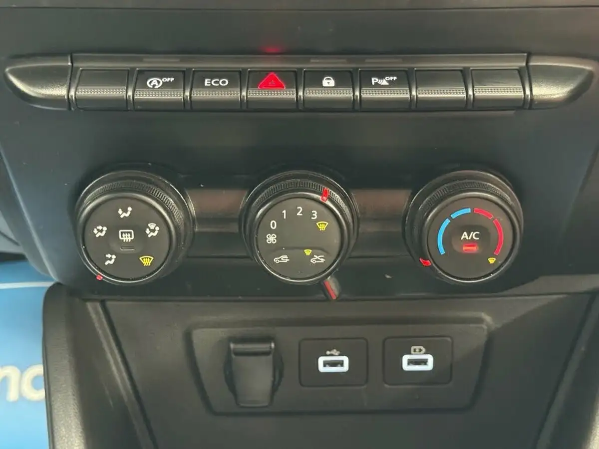 2021-dacia-duster-10-tce-comfort-90hpeu6d-4x2-window-van-big-26