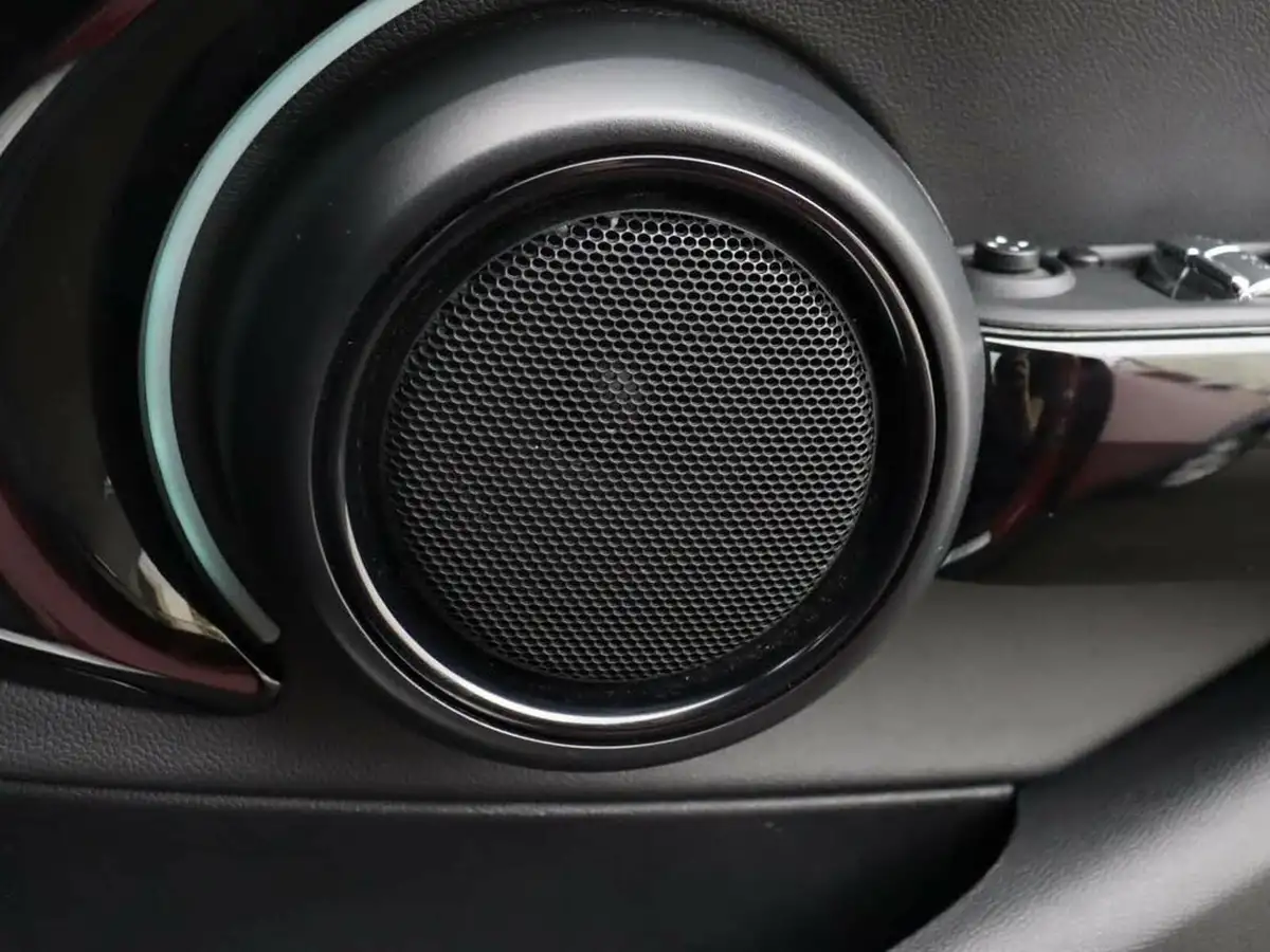 2021-mini-cooper-15-cooper-classic-hatchback-5d-auto-big-33