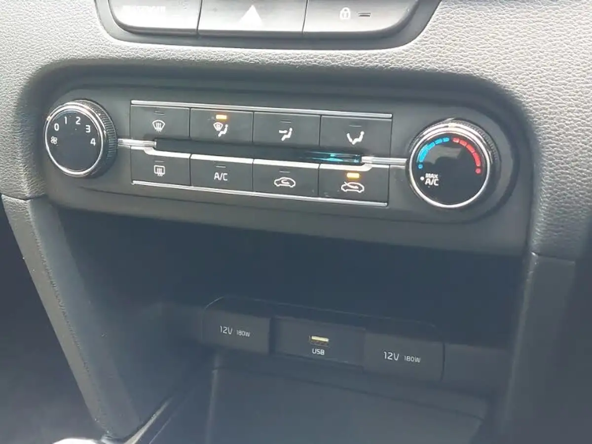 2020-kia-xceed-10-t-gdi-2-big-16