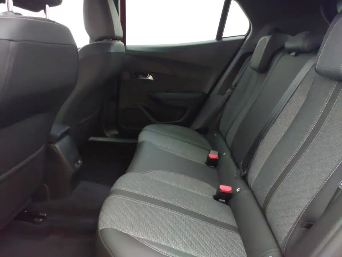 2024-peugeot-2008-suv-12-puretech-allure-130ps-eat8-big-5
