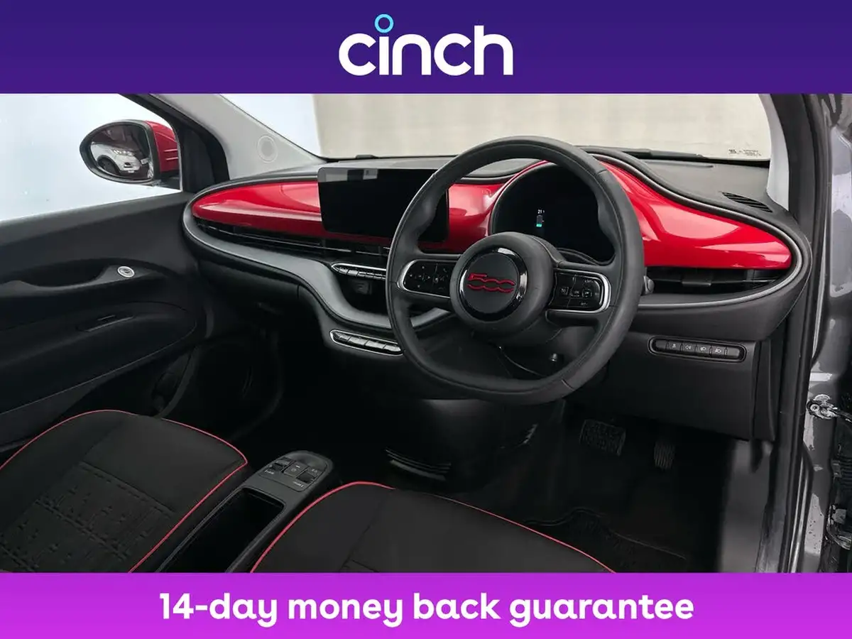 2022-fiat-500-e-red-93bhp-big-11