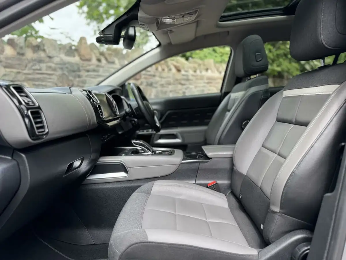 2020-citroen-c5-aircross-12-puretech-flair-plus-eat8-big-26