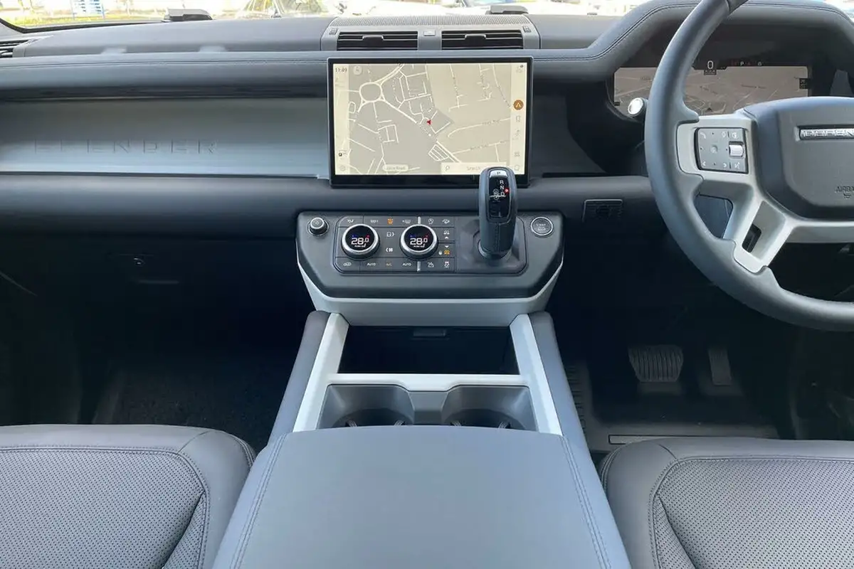 2024-land-rover-110-defender-30-d350-x-dynamic-se-big-14