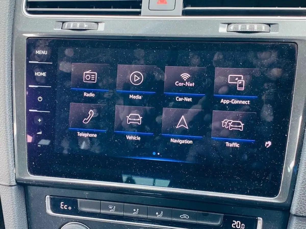 2019-volkswagen-golf-e-e-golf-big-37