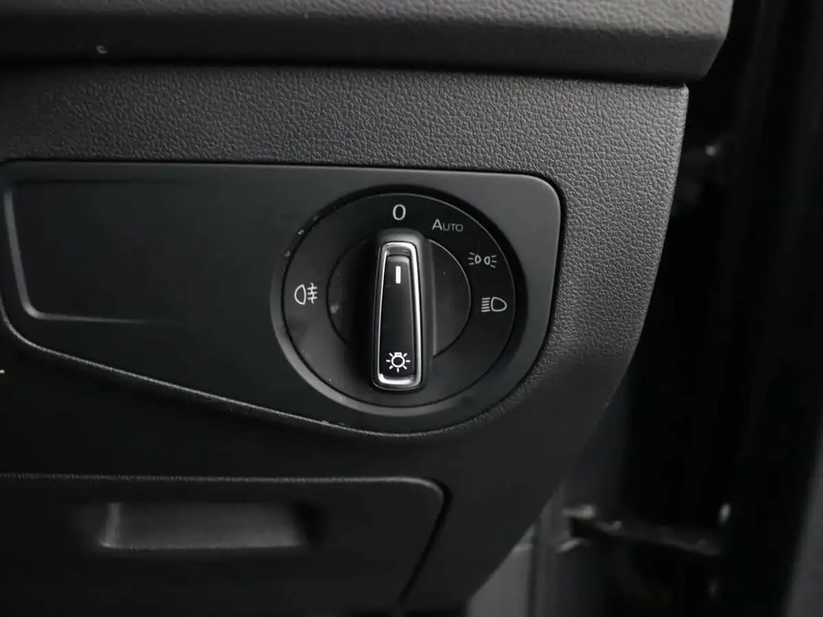2022-volkswagen-tiguan-15-tsi-life-150ps-dsg-big-30