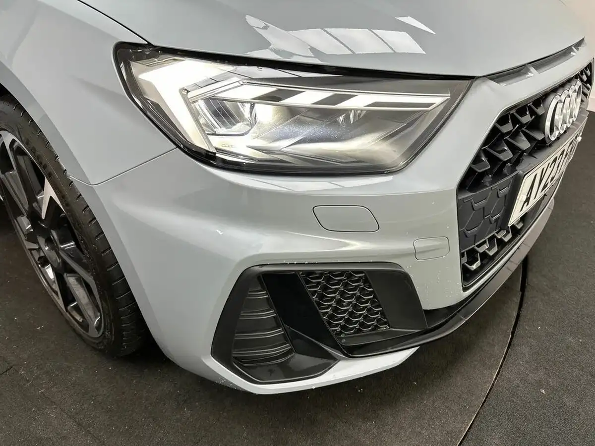 2023-audi-a1-10-30-tfsi-black-edition-s-tronic-big-31