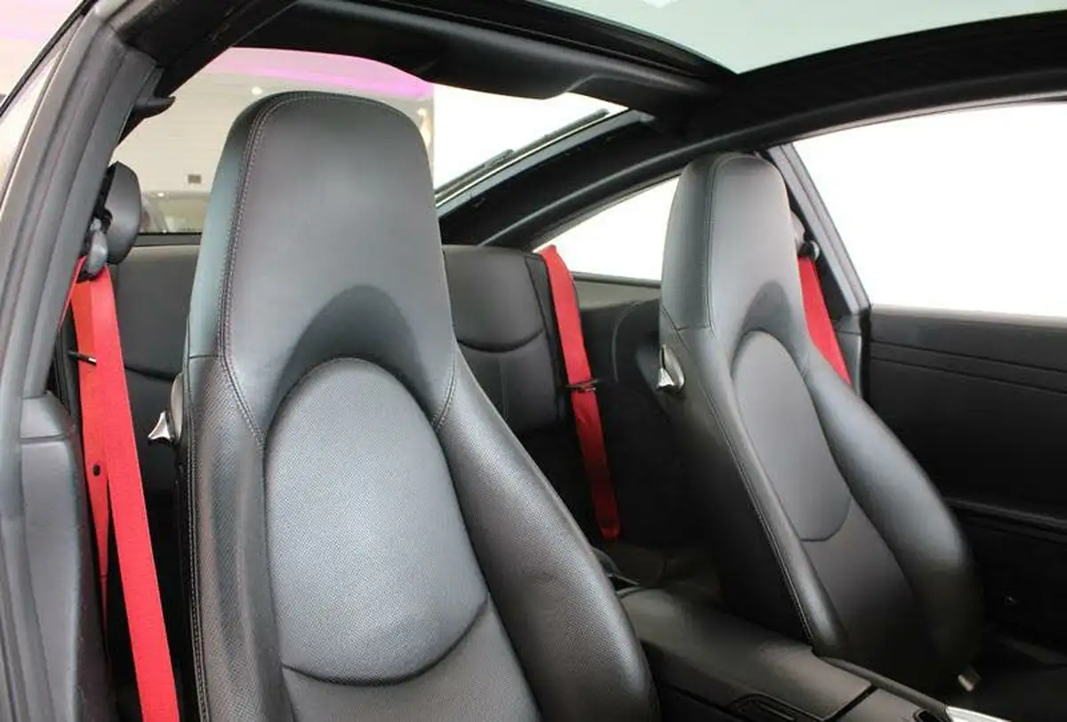 2023-porsche-taycan-e-turbo-s-big-17