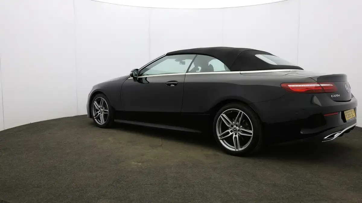2019-mercedes-benz-e-class-20d-e220d-amg-line-cabriolet-2d-plus-big-4