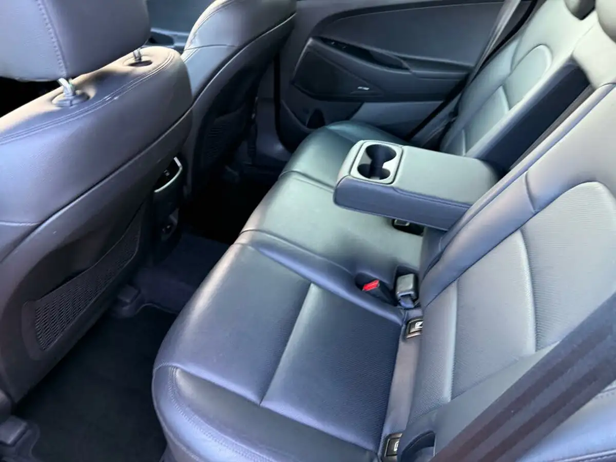 2018-hyundai-tucson-16-t-gdi-premium-se-2wd-big-22