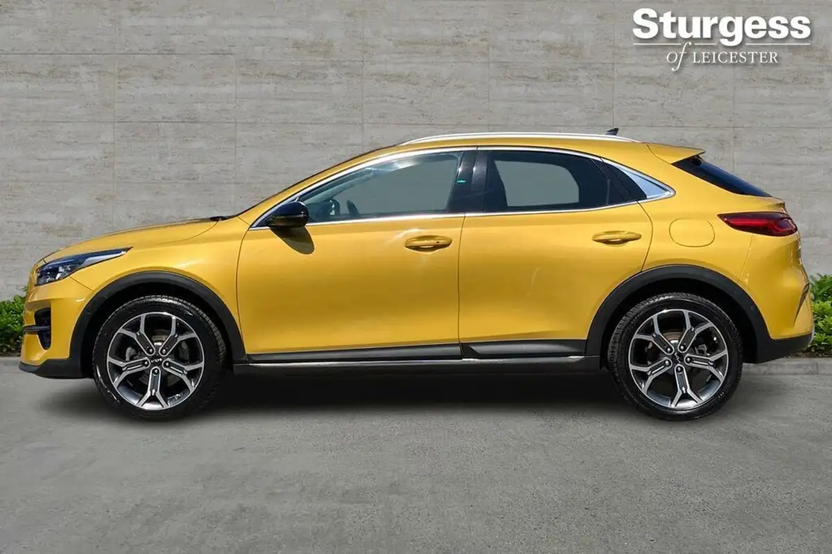 2022-kia-xceed-15-t-gdi-4-big-3