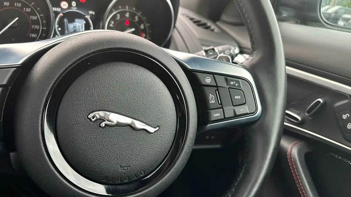 2020-jaguar-f-type-30-v6-sc-r-dynamic-380ps-coupe-auto-big-26
