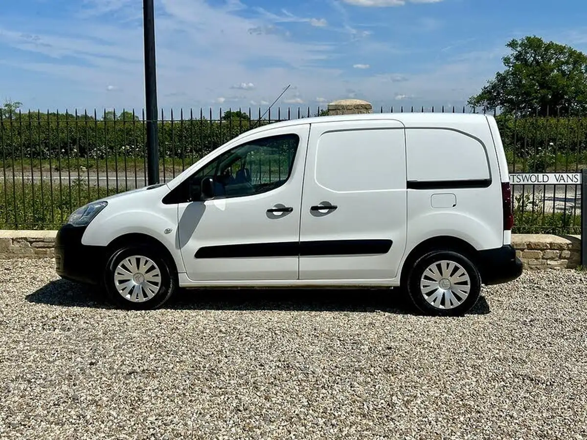 2017-citroen-berlingo-16td-l1-850-enterprise-special-edition-16bluehdi-100eu6-panel-big-12
