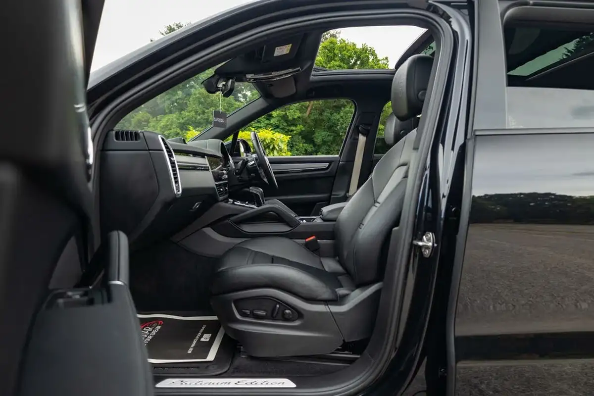 2022-porsche-cayenne-30-v6-e-hybrid-platinum-edition-462ps-station-wagon-big-43