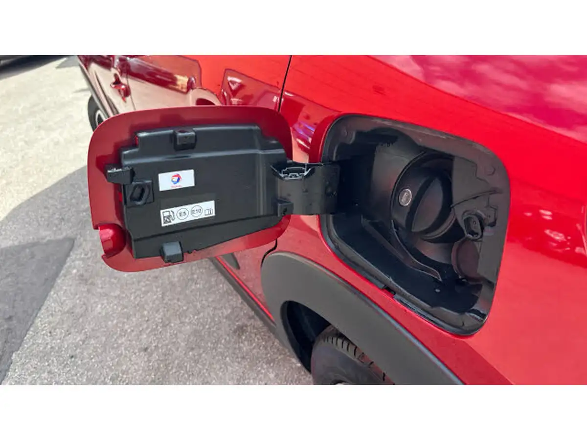 2021-citroen-c3-12-puretech-shine-83ps-big-26