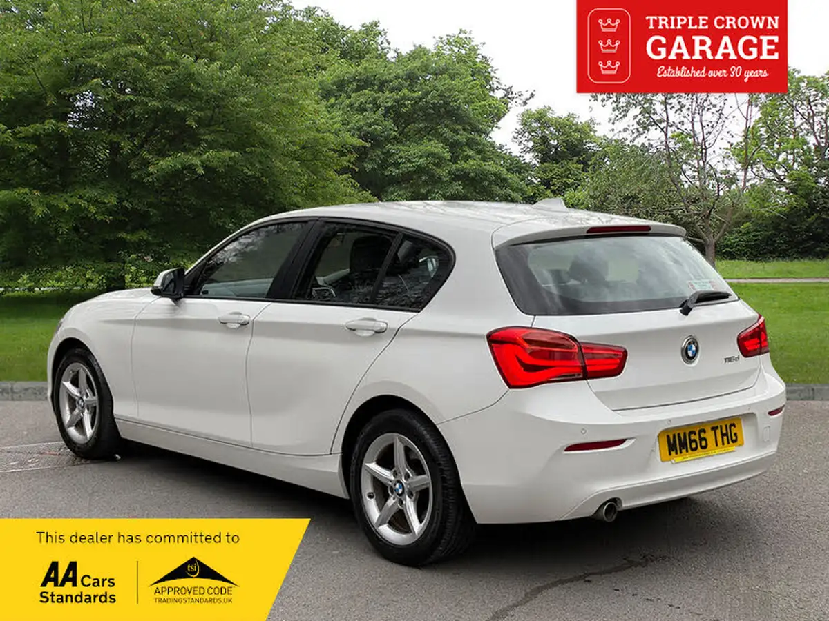 2017-bmw-1-series-15td-116d-eff-dyn-plus-5d-big-1