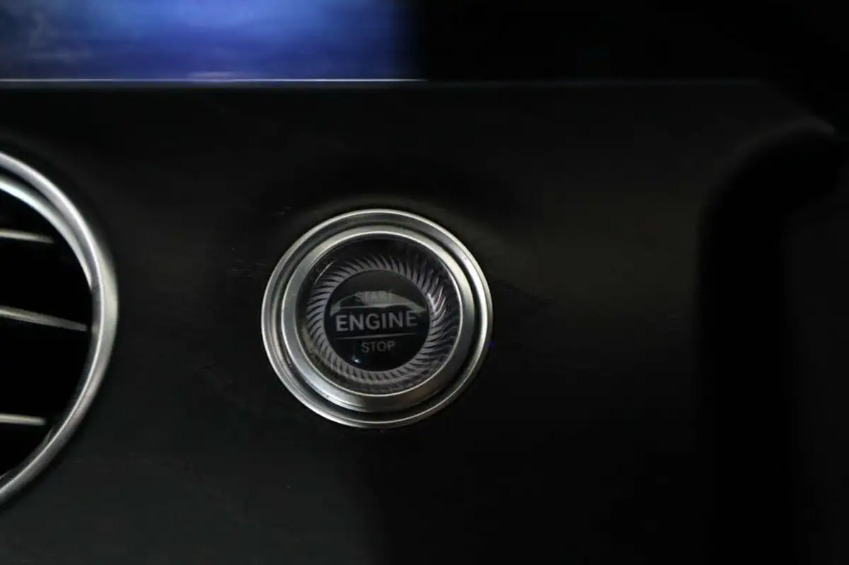 2019-mercedes-benz-e-class-20d-e220d-amg-line-edition-saloon-4d-big-55