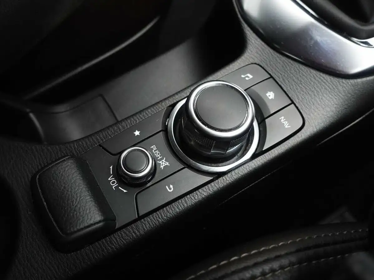 2019-mazda-mazda2-15-gt-sport-nav-115ps-big-40