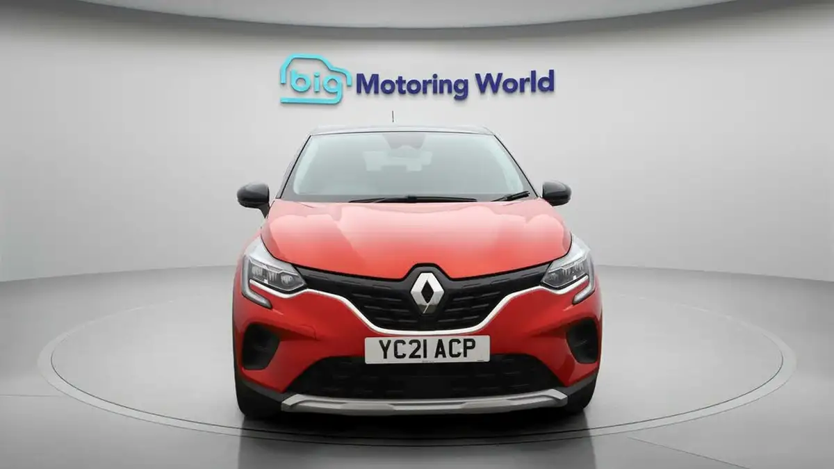 2021-renault-captur-13-tce-iconic-140ps-big-2