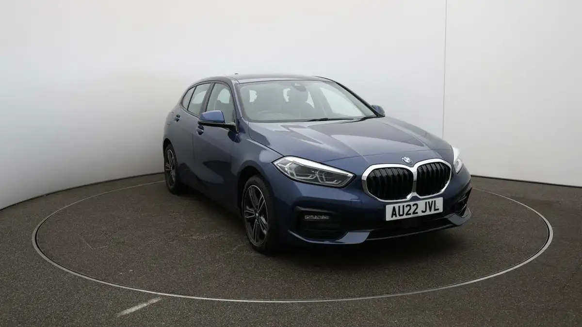 2022-bmw-1-series-15-118i-sport-big-42