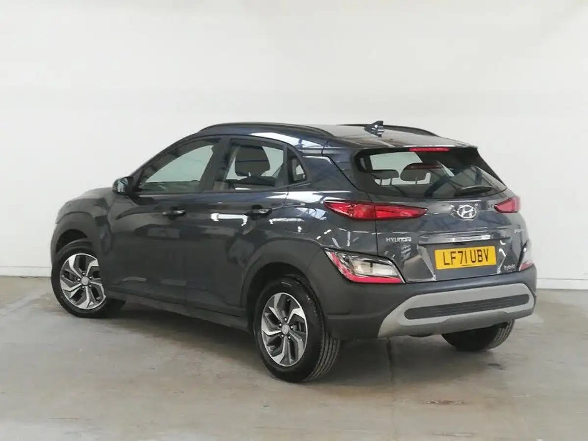 2021-hyundai-kona-16-gdi-se-connect-big-1