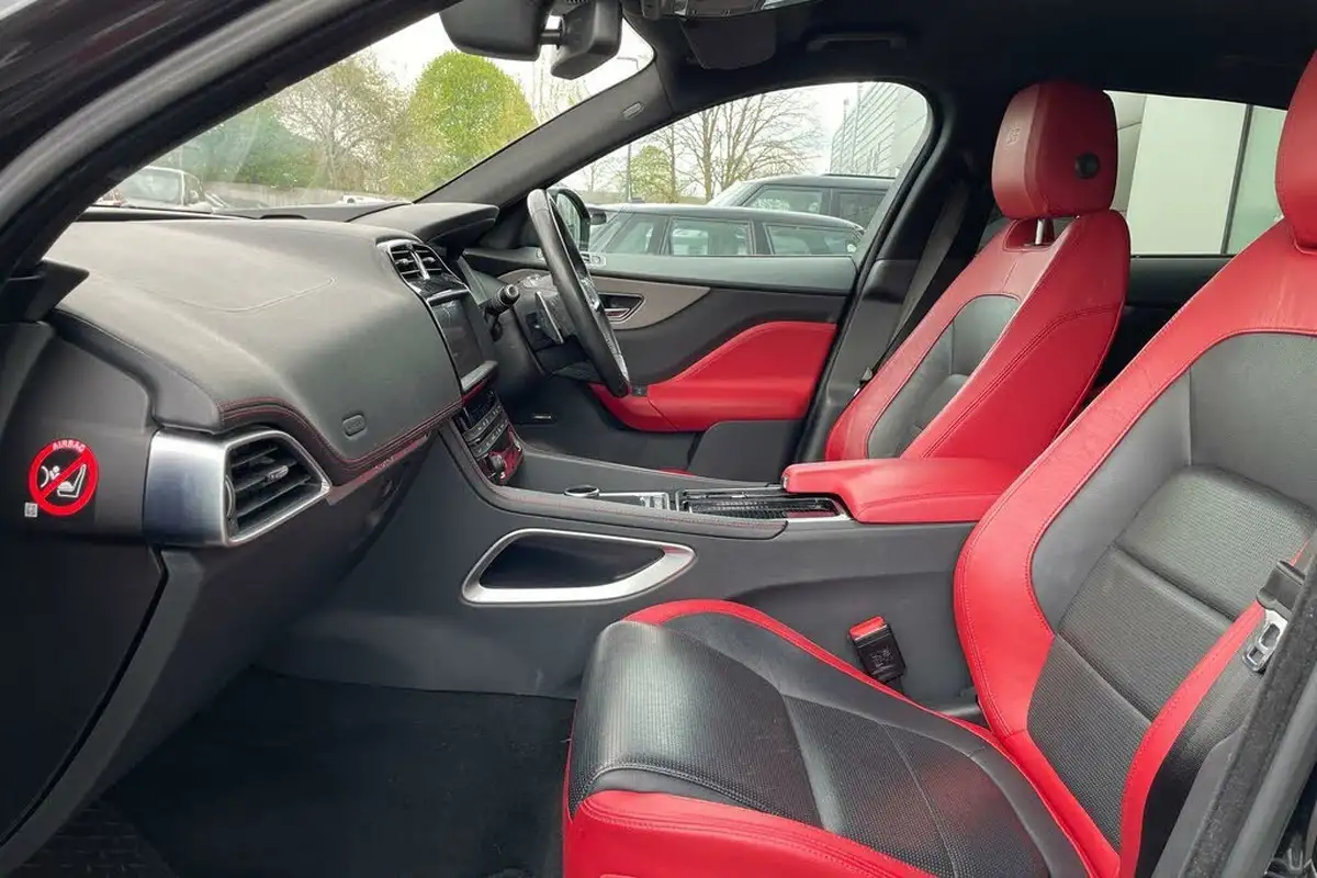 2018-jaguar-f-pace-30td-s-awd-big-9