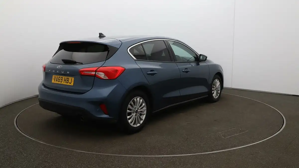 2020-ford-focus-10t-titanium-hatchback-auto-big-51