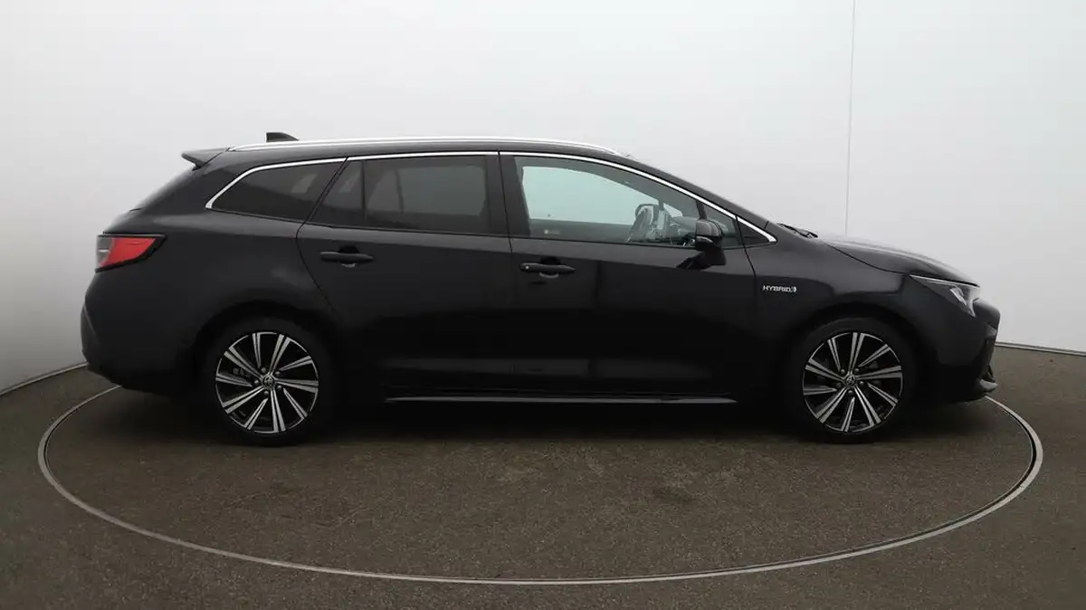 2021-toyota-corolla-18-vvt-i-design-trk-hatchback-5d-big-50