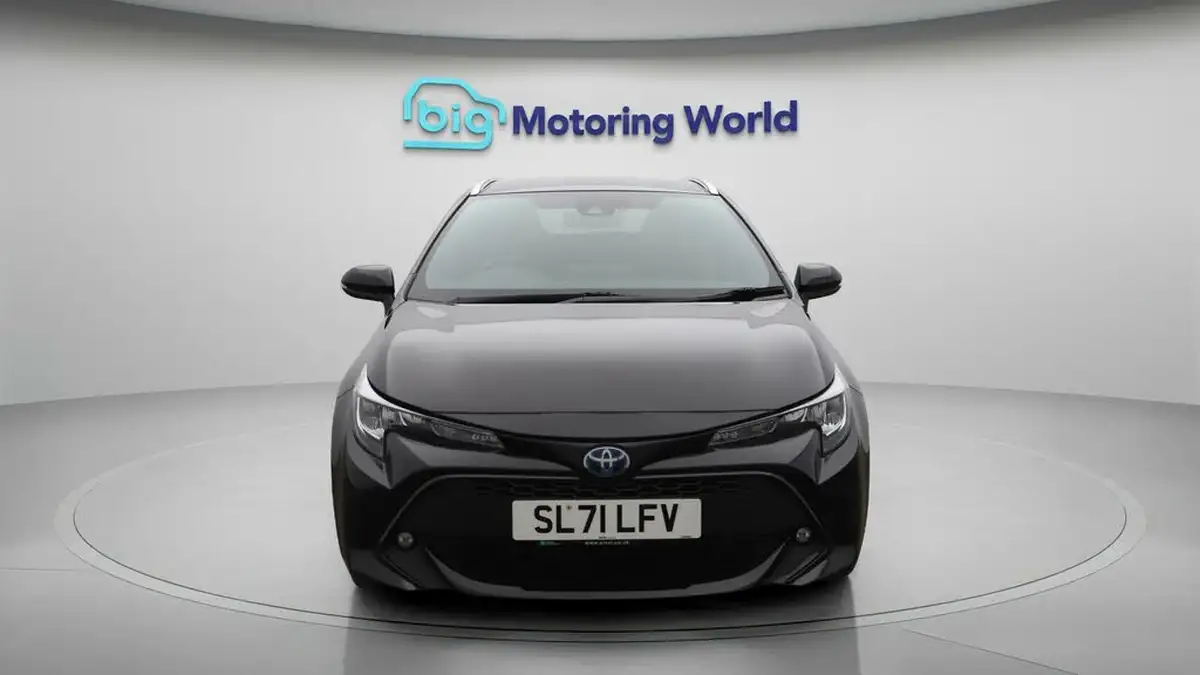 2021-toyota-corolla-18-vvt-i-design-trk-hatchback-5d-big-2